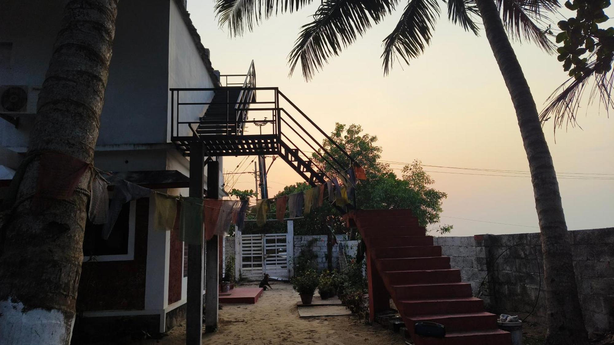 Funky Art Beach House Alappuzha Luaran gambar