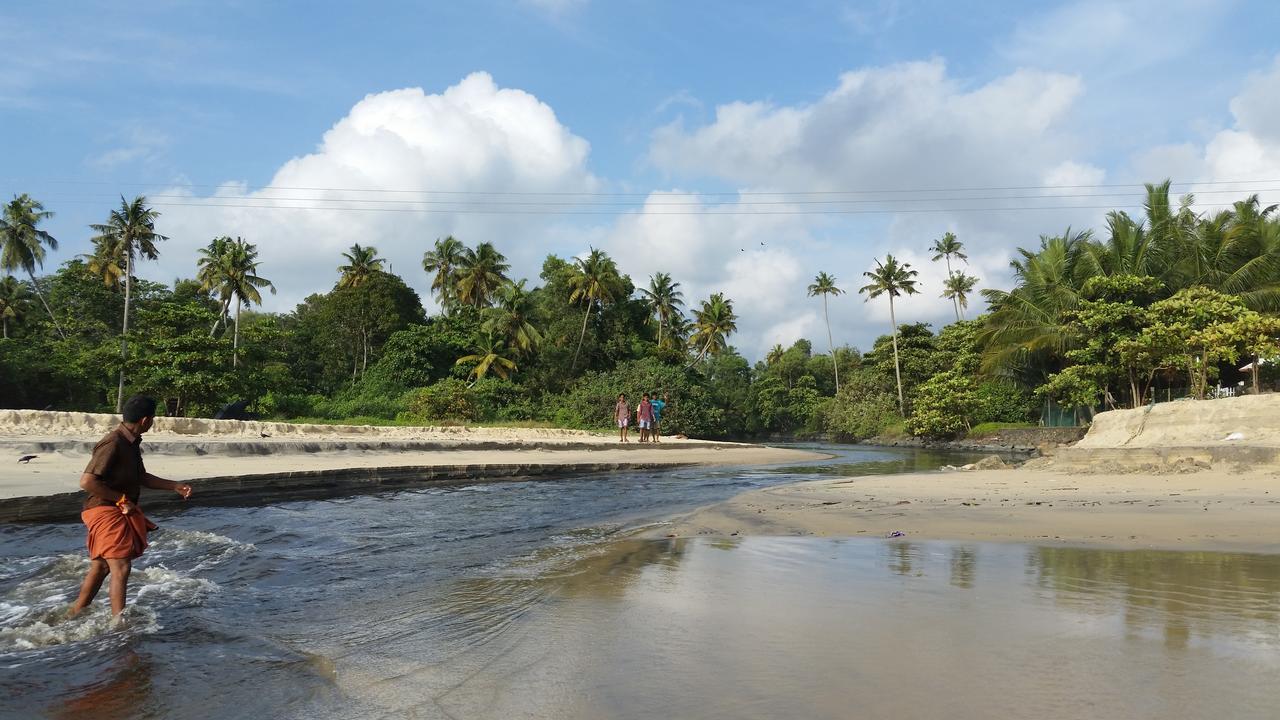 Funky Art Beach House Alappuzha Luaran gambar