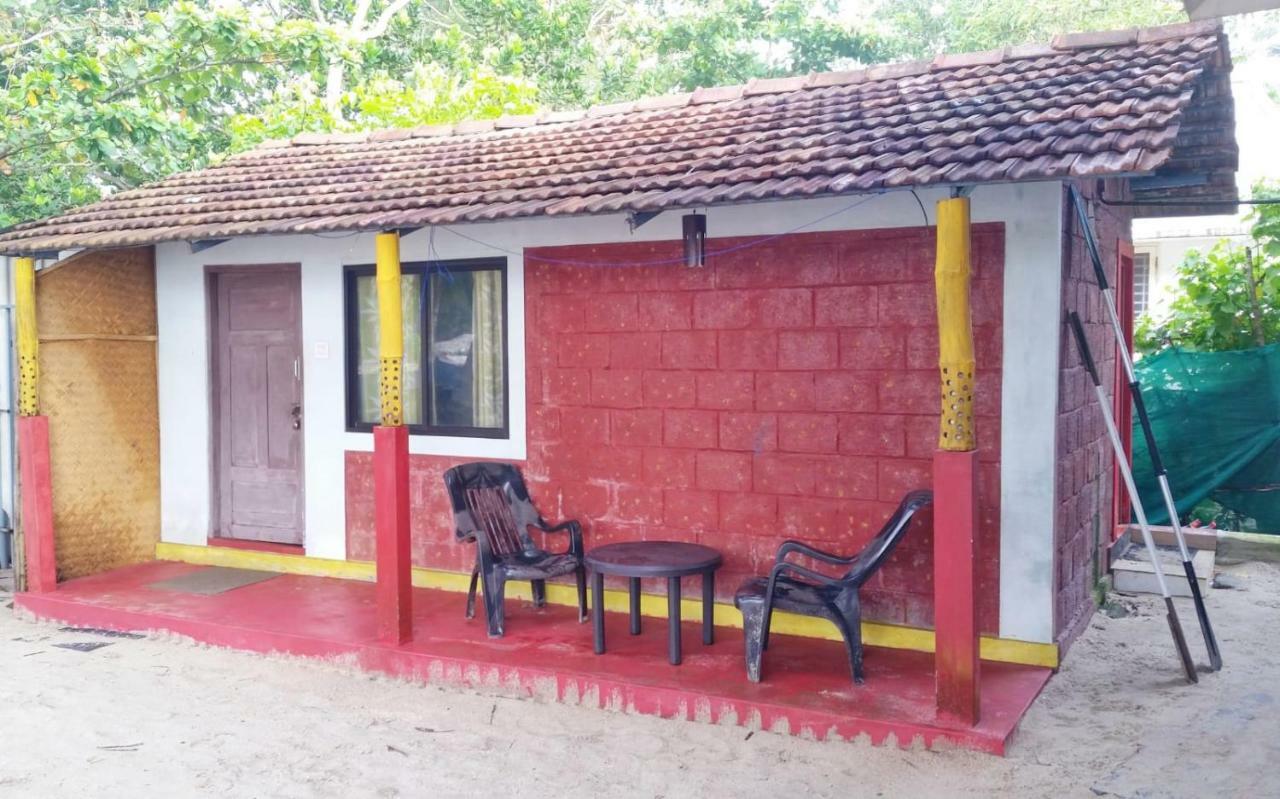 Funky Art Beach House Alappuzha Luaran gambar